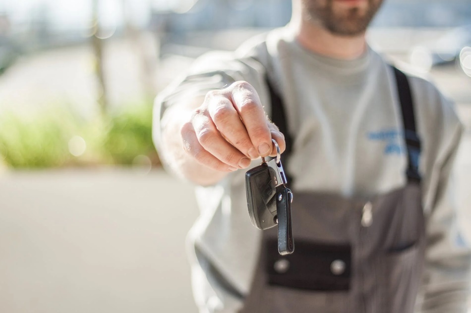 How to get a car donated from a dealership